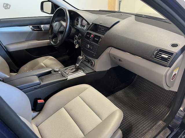 Mercedes-Benz C 12