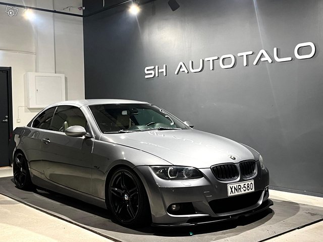 BMW 325