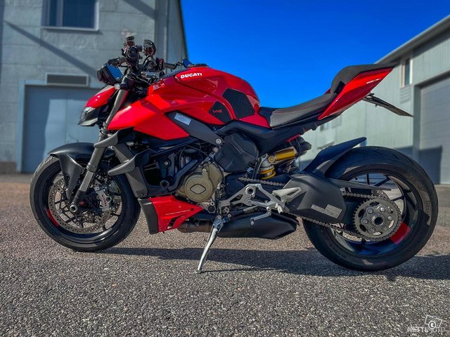Ducati Streetfighter 1