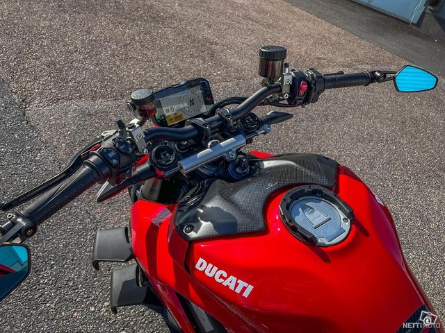 Ducati Streetfighter 13