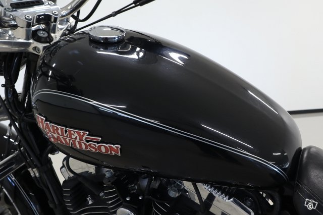 Harley-Davidson SPORTSTER 12