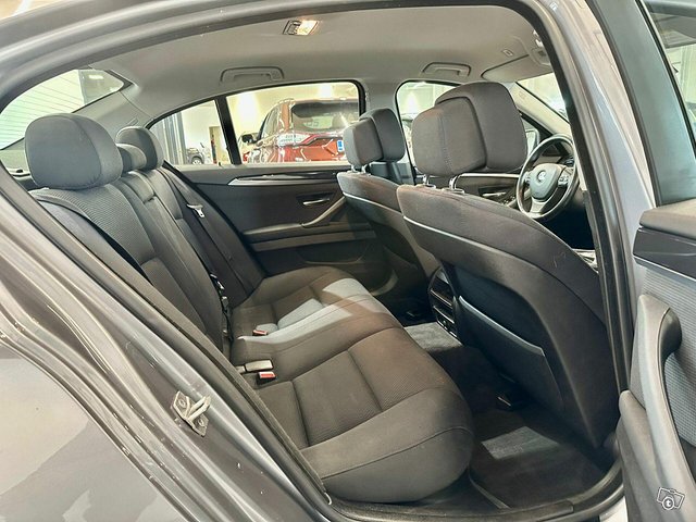 BMW 520 10