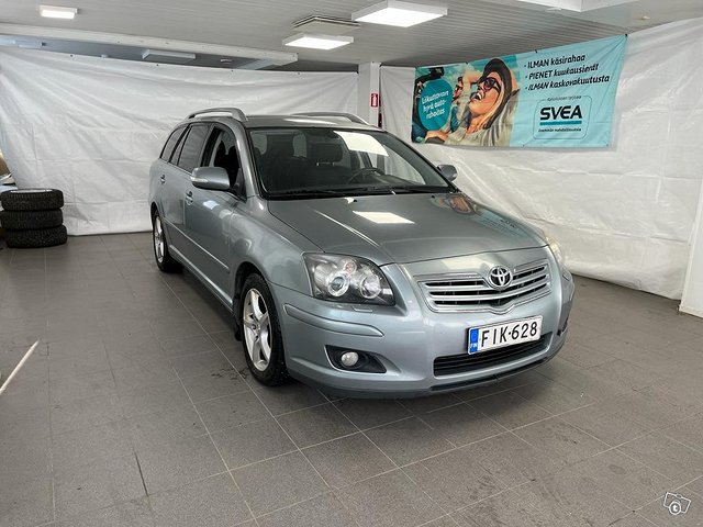 Toyota Avensis, kuva 1