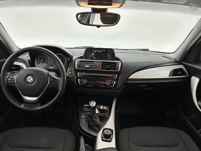 BMW 118 16