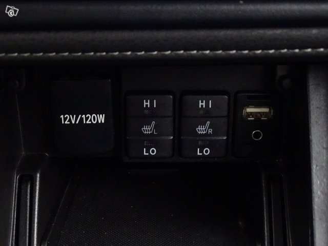 Toyota Auris 23