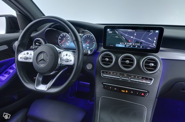 Mercedes-Benz GLC 7