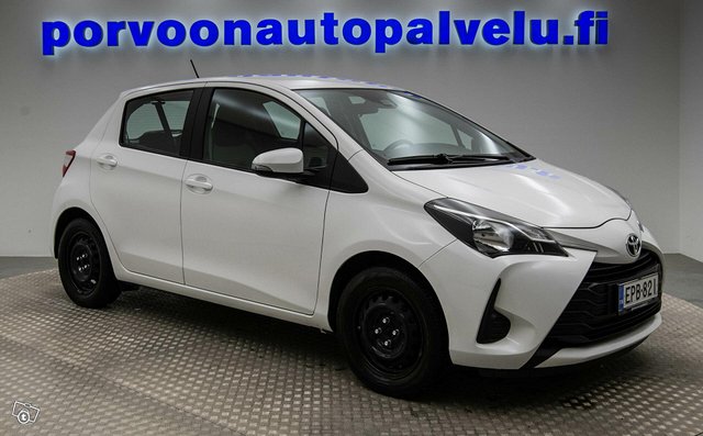 Toyota Yaris 9