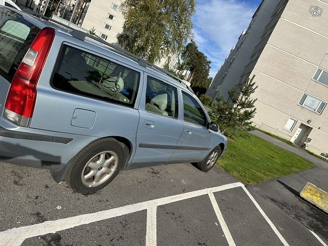 Volvo V70 5