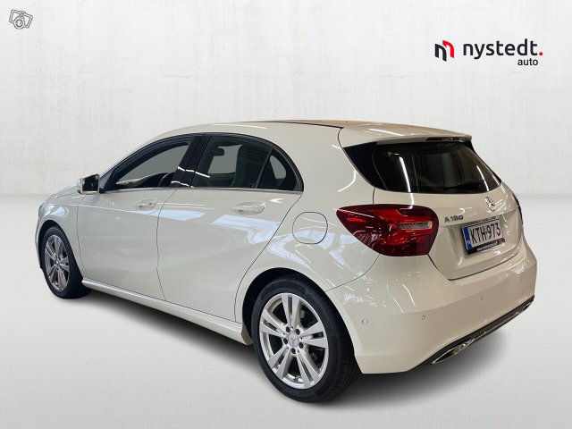 MERCEDES-BENZ A 3