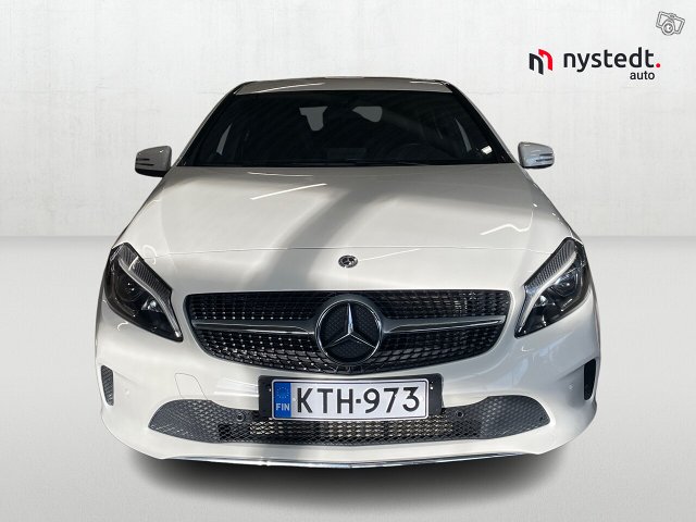 MERCEDES-BENZ A 7