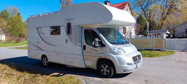 Asuntoauto syysreissuille 1