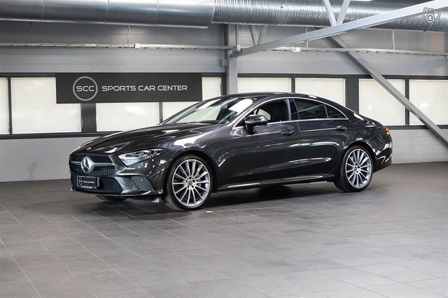 Mercedes-Benz CLS 1
