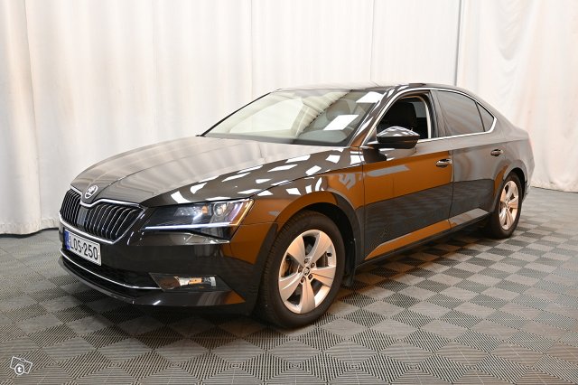 Skoda Superb 4