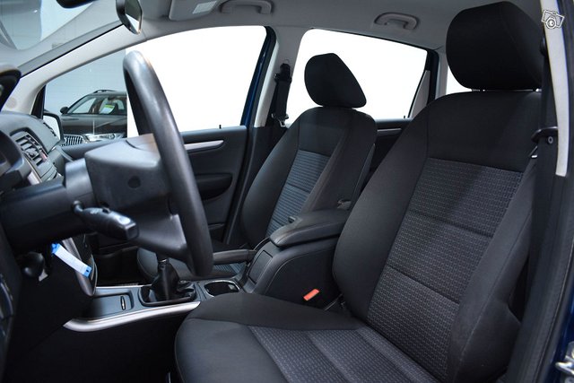 Mercedes-Benz B 6