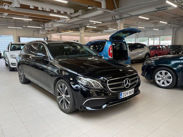 Mercedes-Benz E