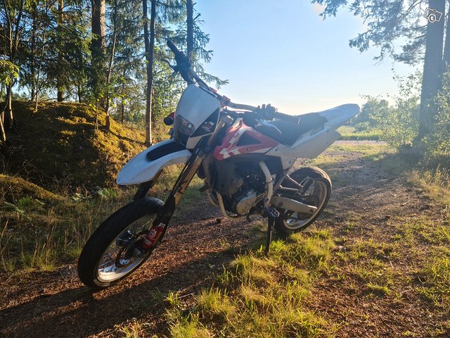 180 athena Hermunen husqvarna smr, kuva 1