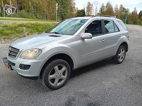 Mercedes-Benz ML 4