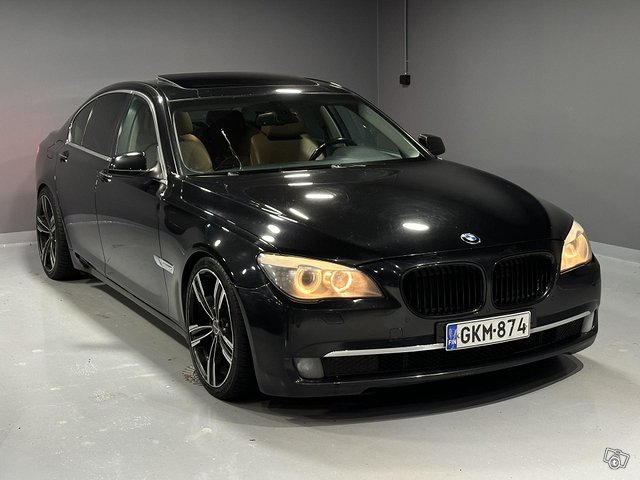 BMW 730, kuva 1