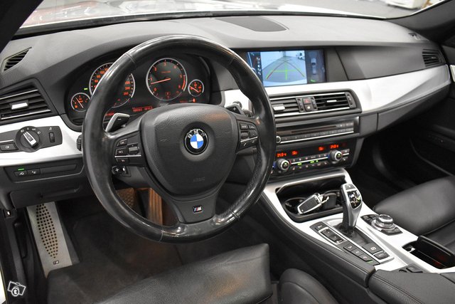 BMW M550d 12