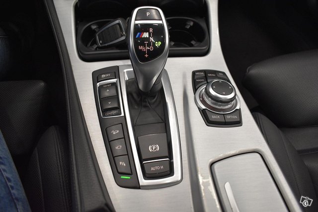 BMW M550d 23