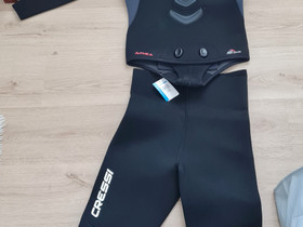 Cressi 2-osainen 5 mm märkäpuku, Uinti ja sukellus, Urheilu ja ulkoilu, Oulu, Tori.fi Cressi 2-osainen 5 mm märkäpuku, Uinti ja sukellus, Urheilu ja ulkoilu, Oulu, Tori.fi