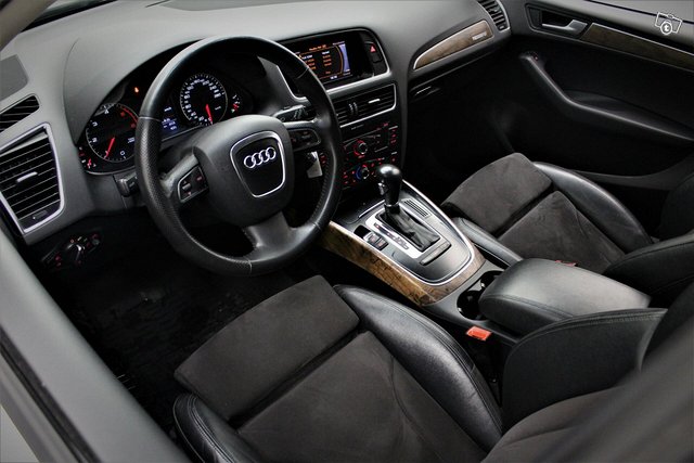 Audi Q5 10