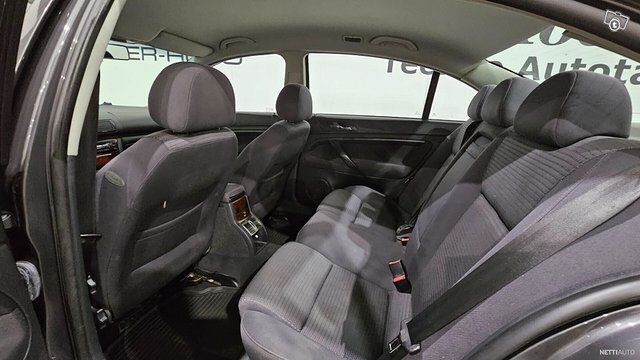 Skoda Superb 9
