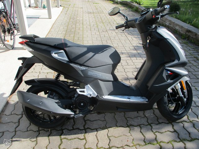 Peugeot skootteri, kuva 1
