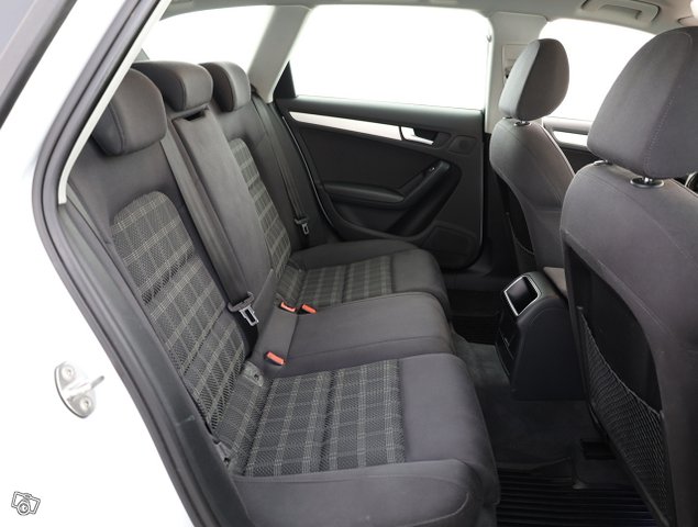 Audi A4 10