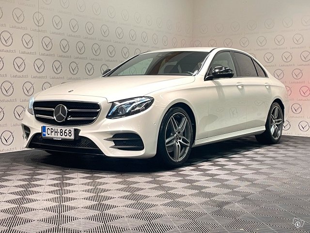 Mercedes-Benz E, kuva 1