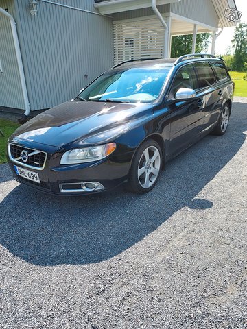 Volvo V70, kuva 1