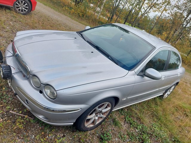 Jaguar X-Type, kuva 1