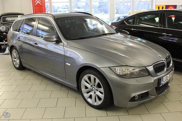 BMW 320 2