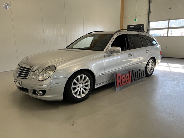 Mercedes-Benz E