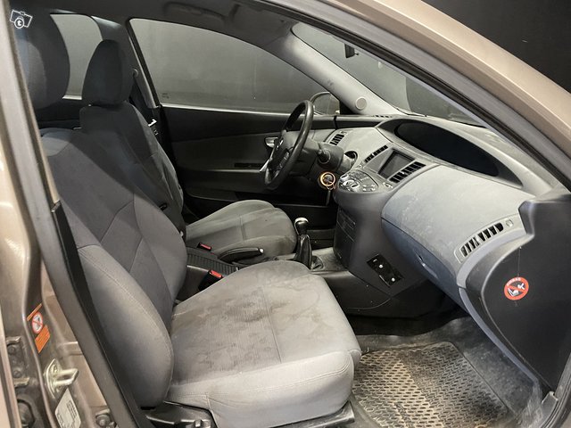Nissan Primera 12