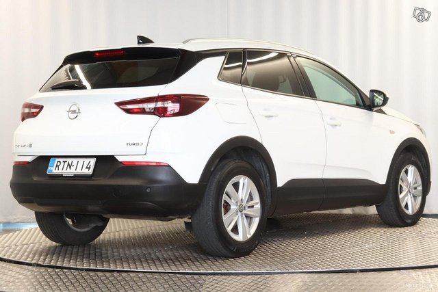 Opel Grandland X 2