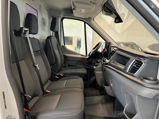 Ford Transit 16