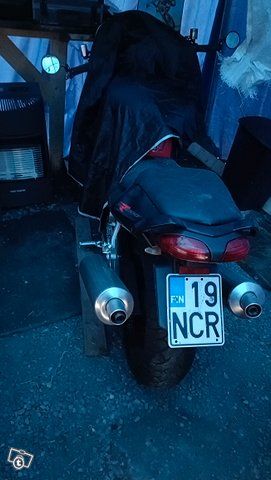 Veneet, perämoottorit yms. 8