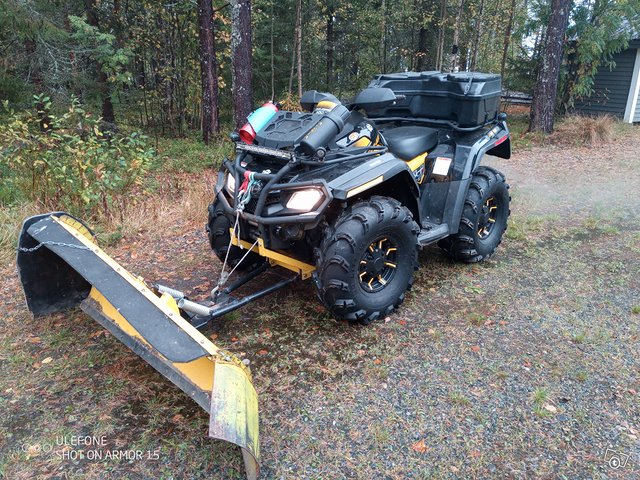 Can-am outlander 800r xt-p, kuva 1