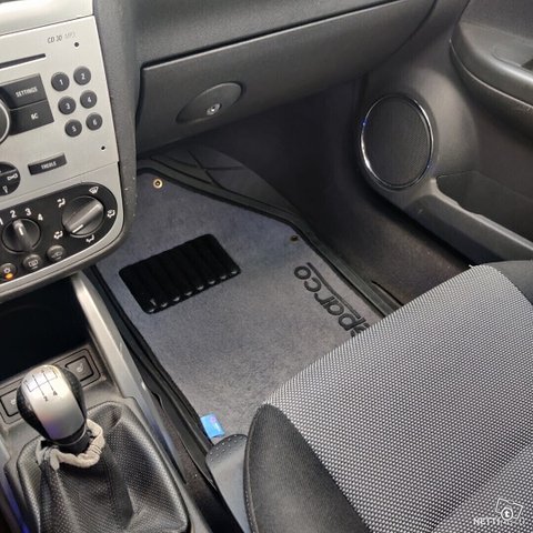 Opel Tigra 15