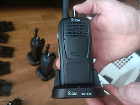 Radiopuhelimia 4kpl icom, Puhelimet, Puhelimet ja tarvikkeet, Helsinki, Tori.fi Radiopuhelimia 4kpl icom, Puhelimet, Puhelimet ja tarvikkeet, Helsinki, Tori.fi