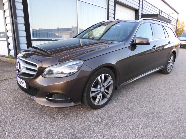 Mercedes-Benz E