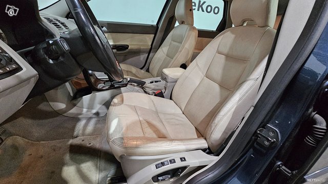 Volvo V50 7