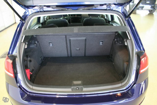 Volkswagen Golf 8