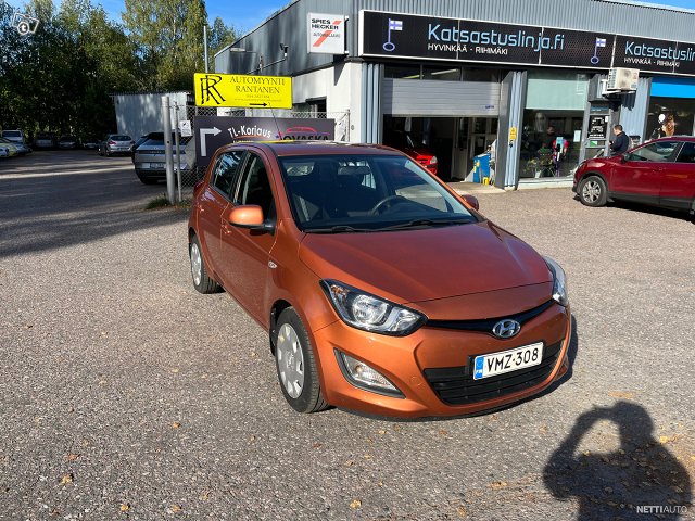 Hyundai I20