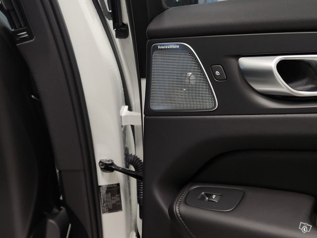 Volvo XC60 15
