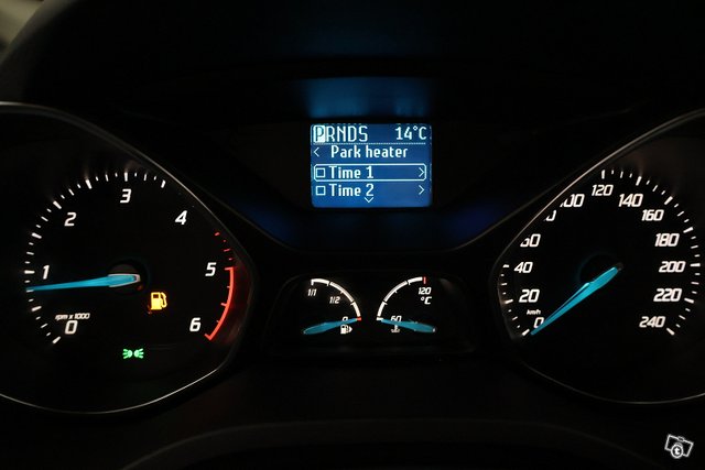 Ford C-Max 21