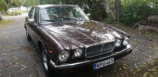 Jaguar XJ, kuva 1