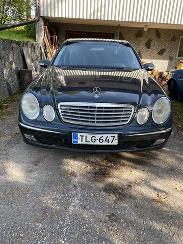 Mercedes-Benz E-sarja, kuva 1