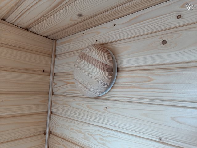 Jole Saunat saunavaunu pukuhuoneella 9